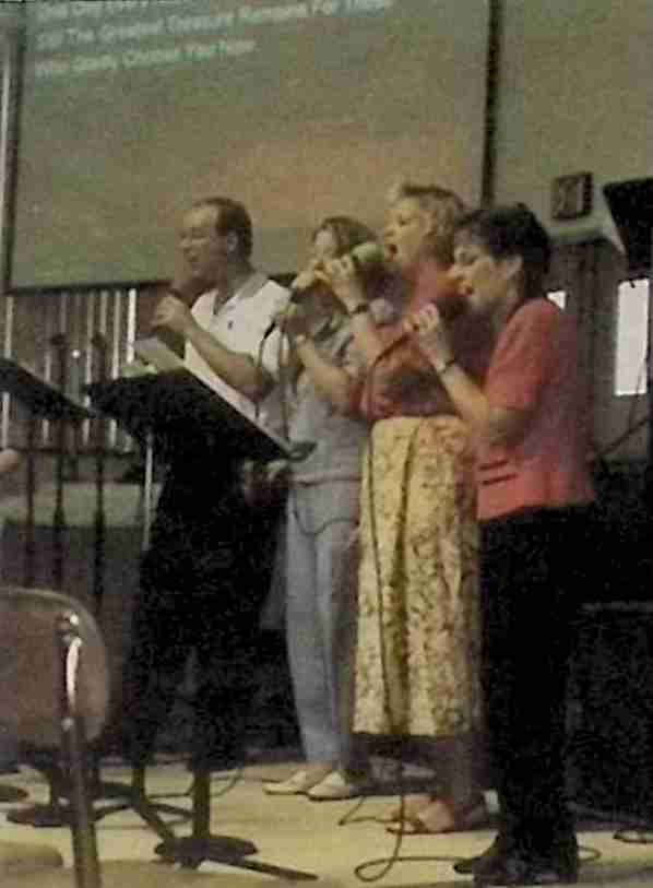 Singers about 2002