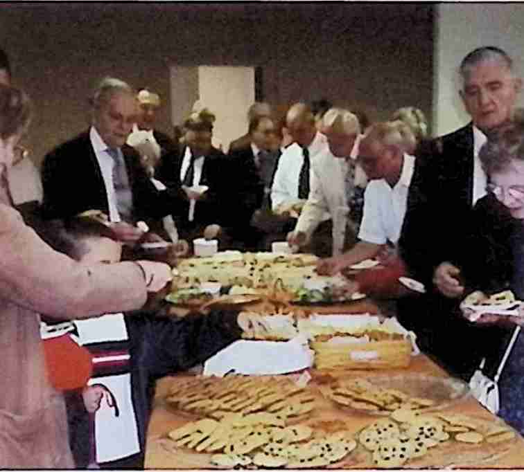 2002 Buffet line