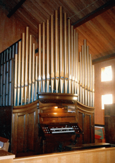 Moller pipe organ