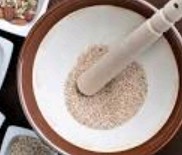 Grind hebrs to powder