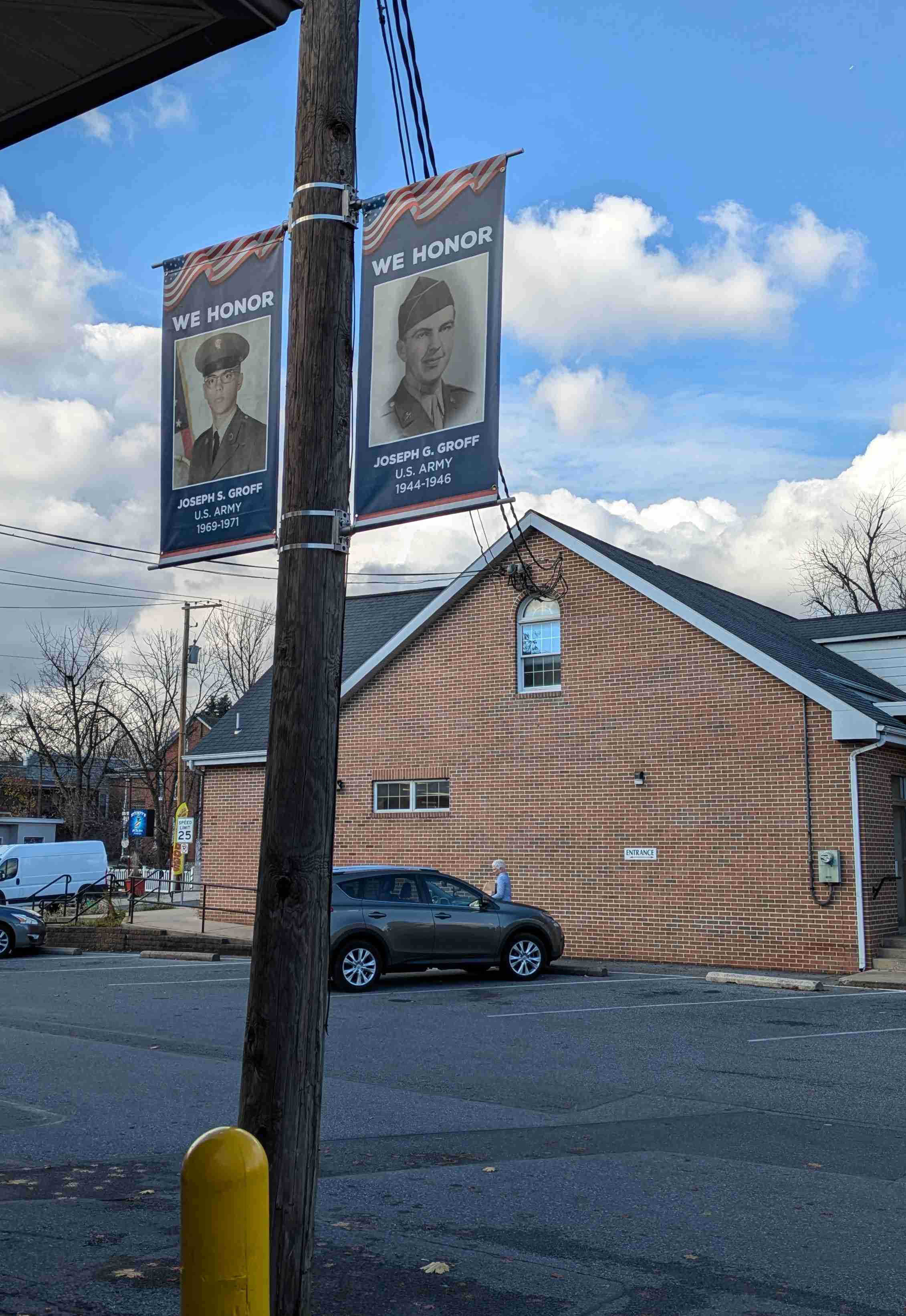 Groff banners