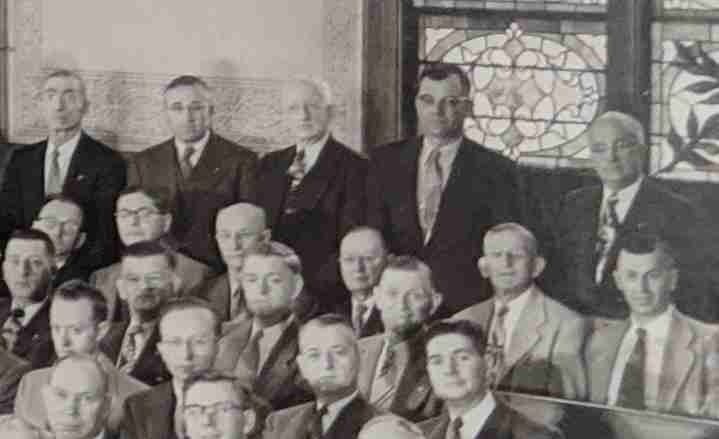 St. Paul's EUB Men's Class in 1952 : 4/12