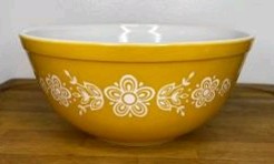 Pyrex bowl of 1970's style that I still use